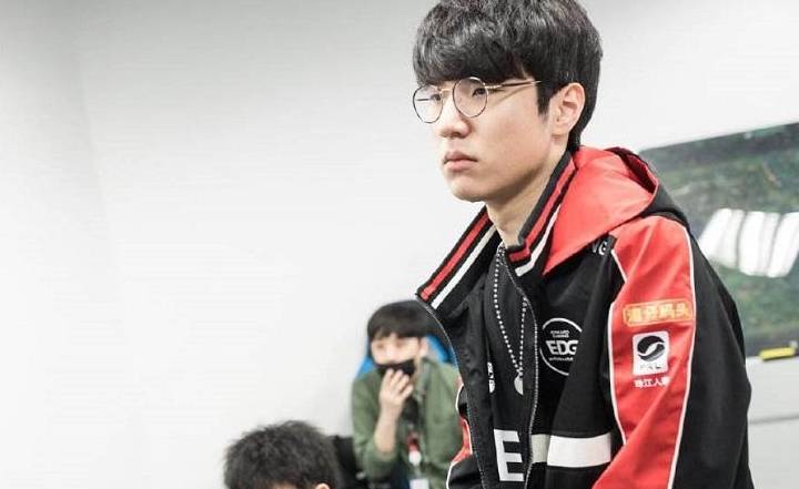 量与更衣室 量与更衣室